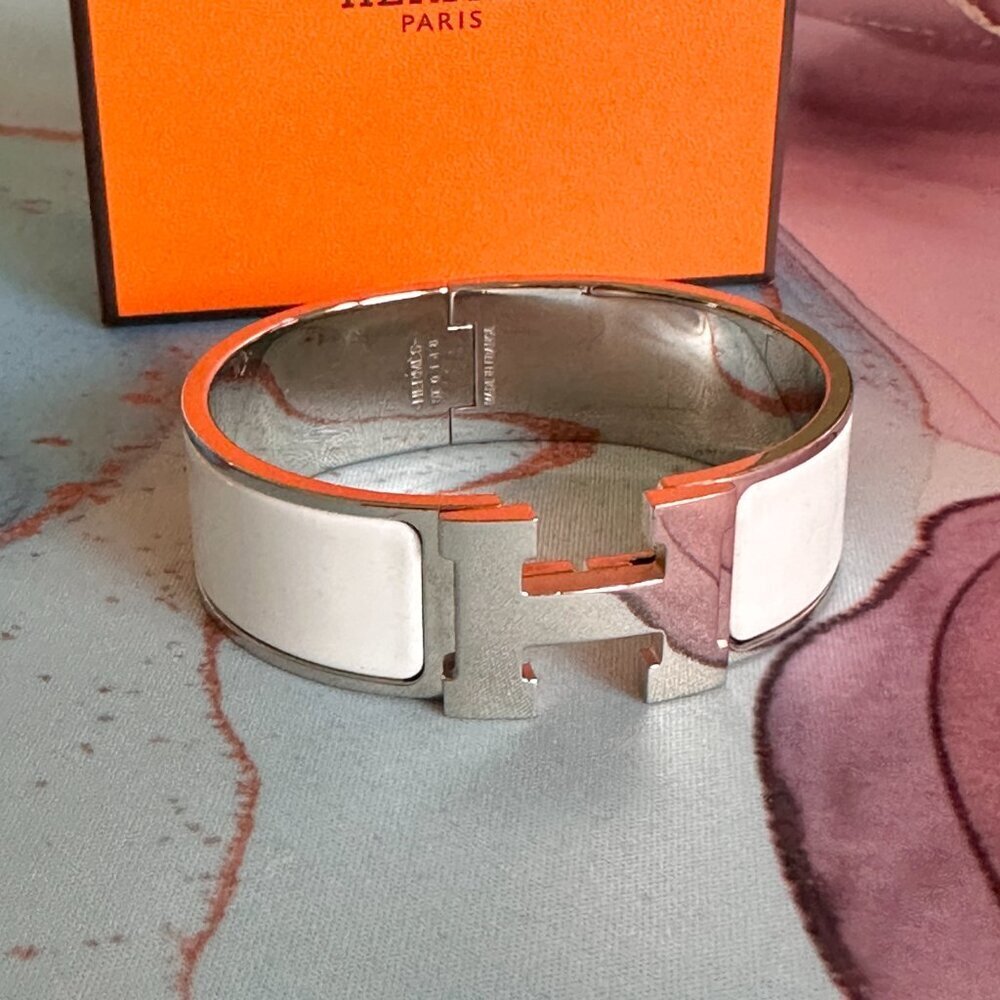 HERMES Clic Clac H bracelet White/Sliver - Picture 8 of 13